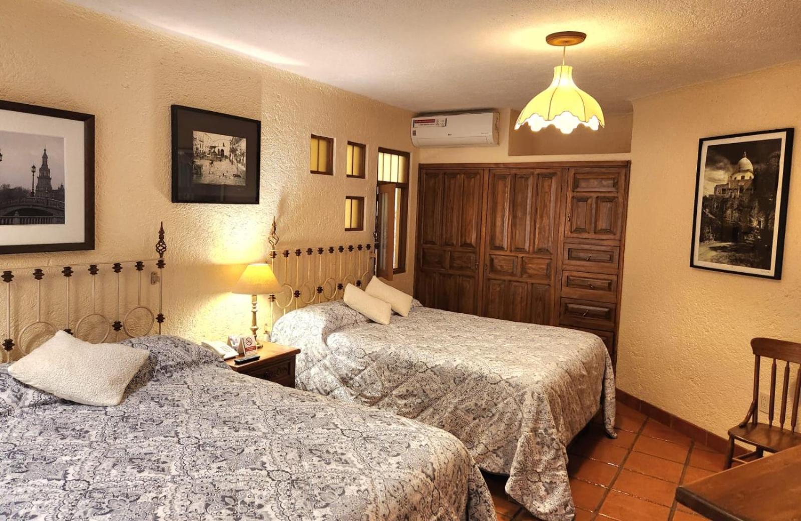 El Meson De Poetas Hotel 4*